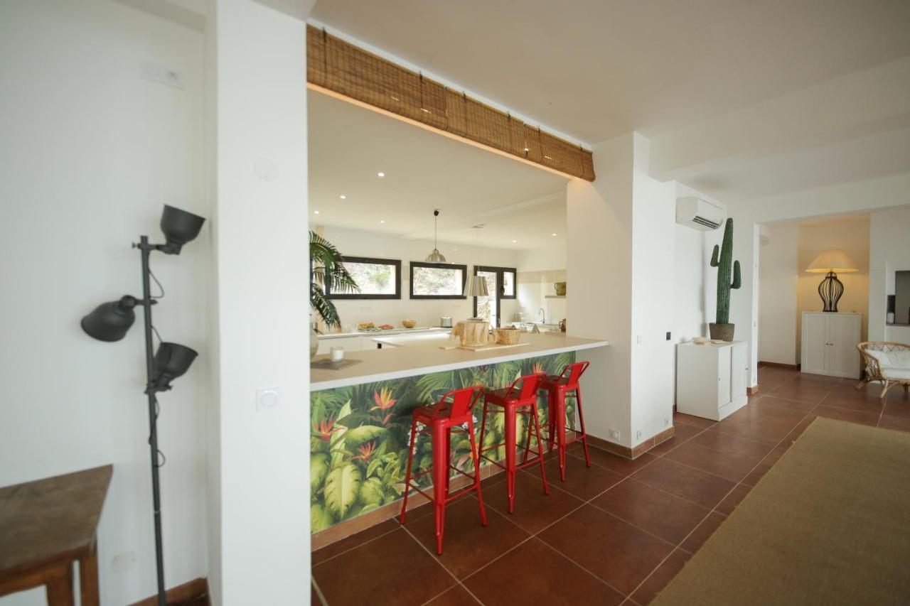 Grande Villa 750 M2 Le Mas Des Chenes Bormes-les-Mimosas Exteriör bild